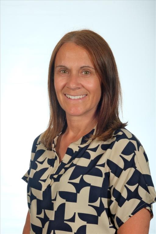 Lorraine Walker